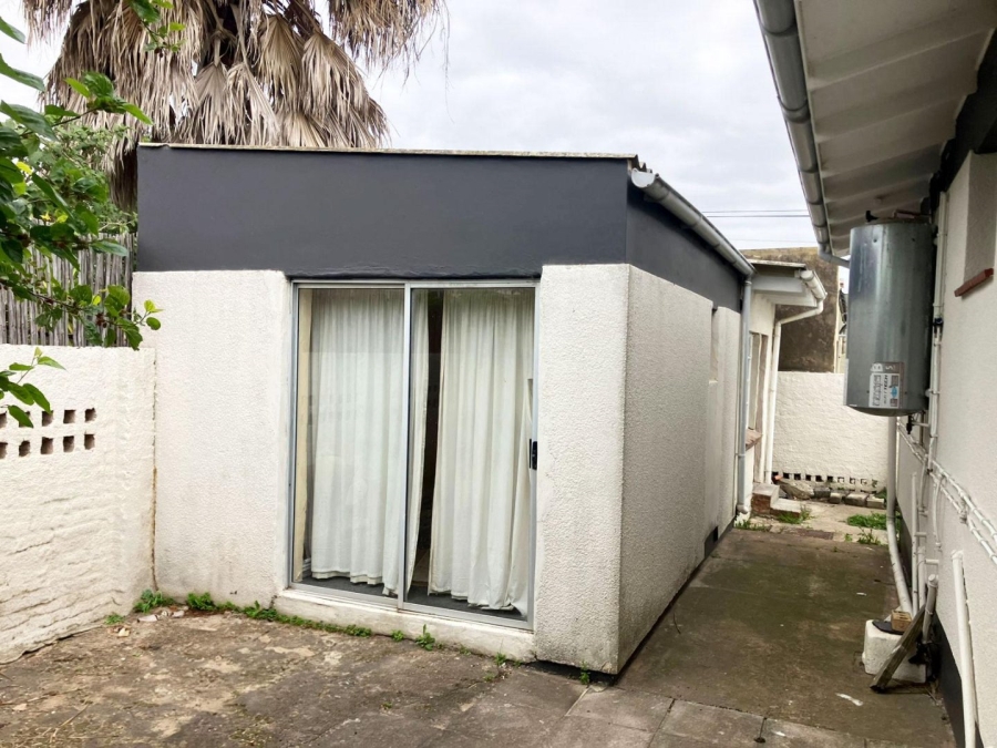4 Bedroom Property for Sale in Kabega Park Eastern Cape